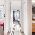 Spaciousapt-Topview-Freeparking-Perfectforfamilies